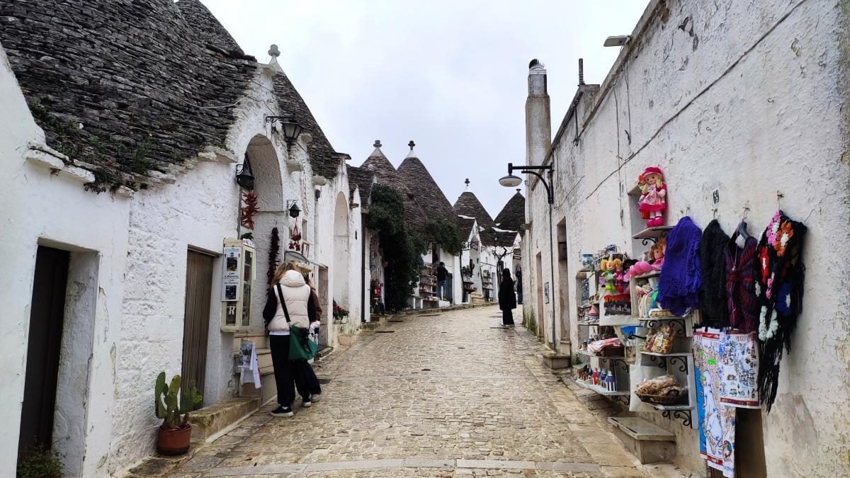 Альберобелло: подорож в білосніжне серце італійської Апулії 19 Альберобелло: подорож в білосніжне серце італійської Апулії