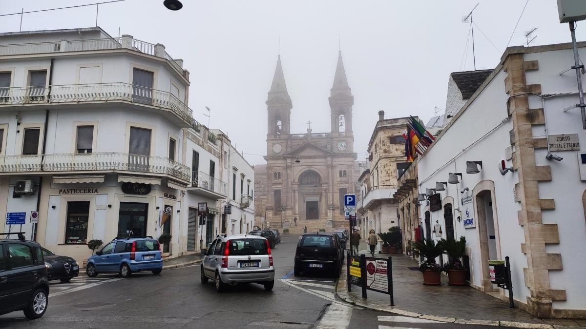 Альберобелло: подорож в білосніжне серце італійської Апулії 2 Альберобелло: подорож в білосніжне серце італійської Апулії