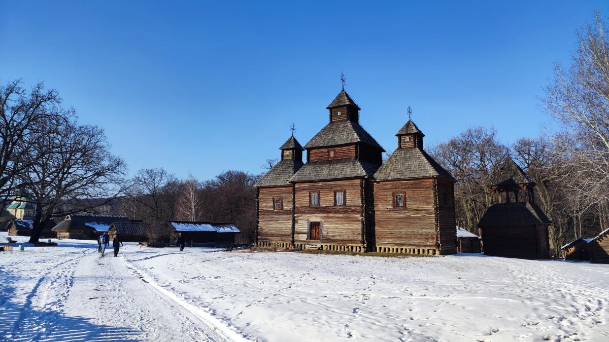 Пирогово нарешті засипало снігом / фото Марина Григоренко