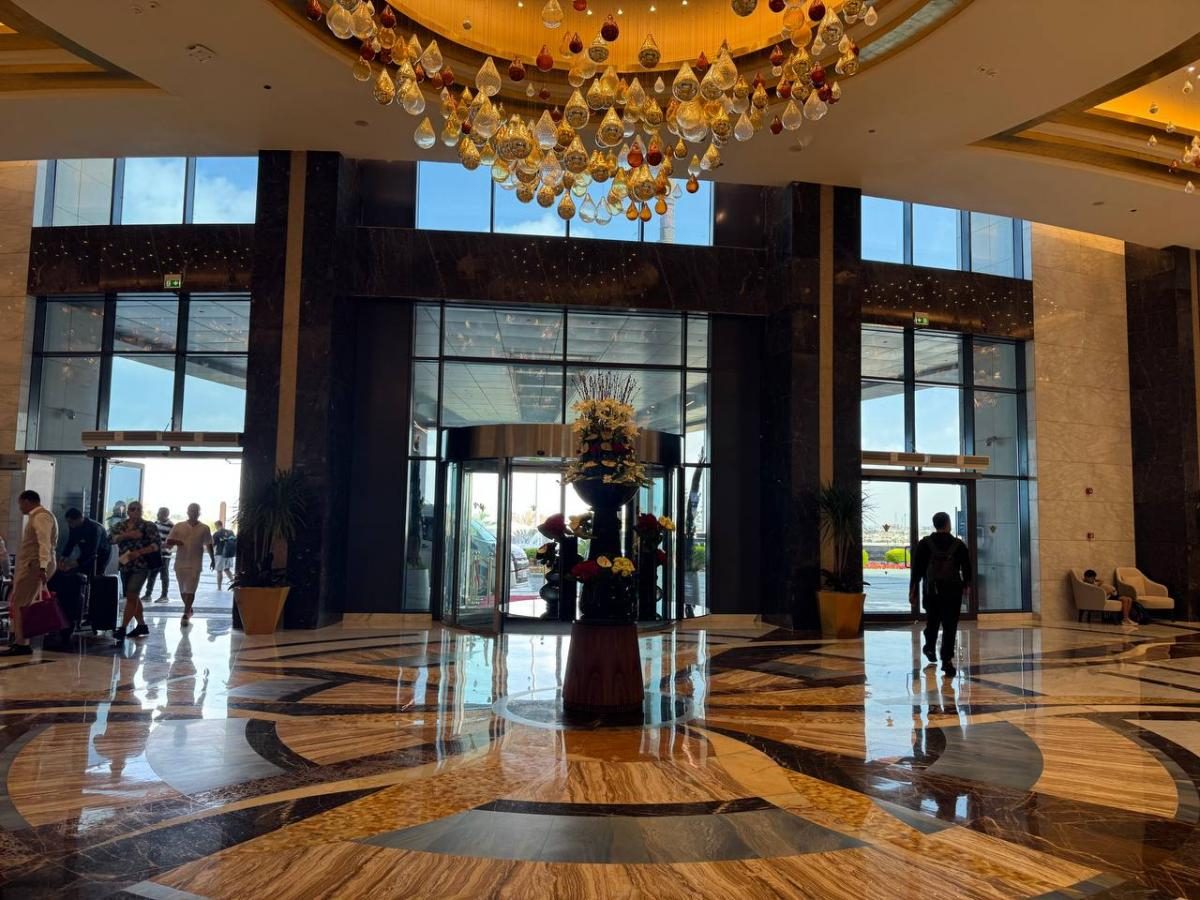 Інший Єгипет: північне узбережжя запрошує українців, але ще не навчилось, як нам догодити