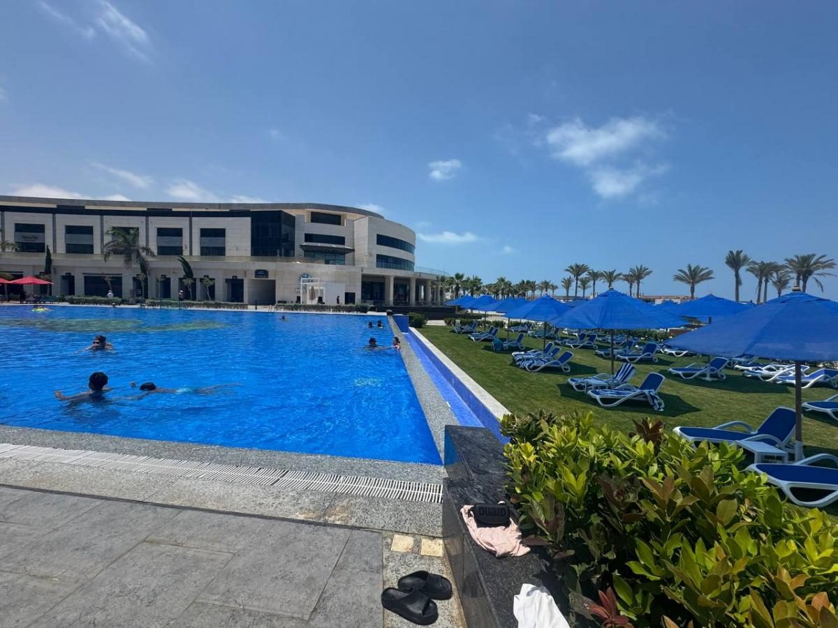 Інший Єгипет: північне узбережжя запрошує українців, але ще не навчилось, як нам догодити