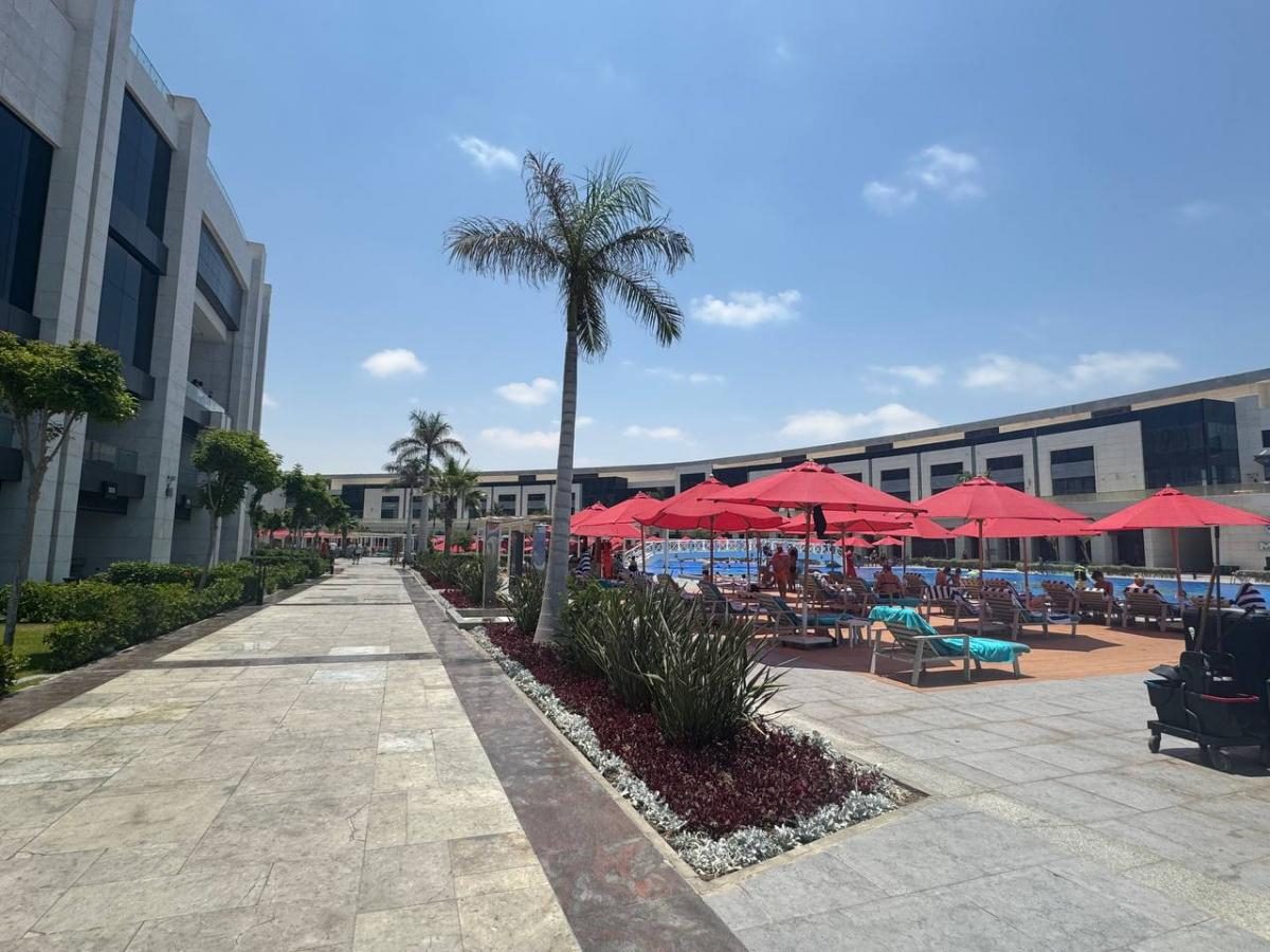 Інший Єгипет: північне узбережжя запрошує українців, але ще не навчилось, як нам догодити