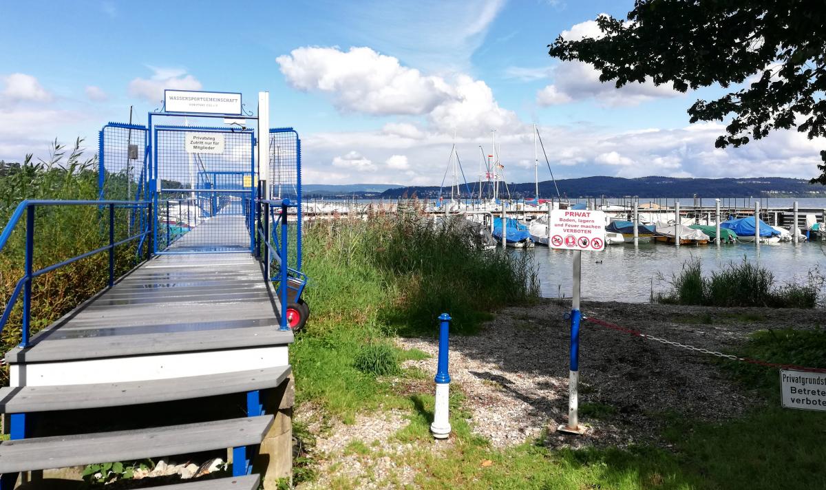 Констанц: німецьке місто з дивакуватими скульптурами на неосяжному Боденському озері 7 Прохід до озера перекритий в багатьох місцях приватною власністю / фото Марина Григоренко