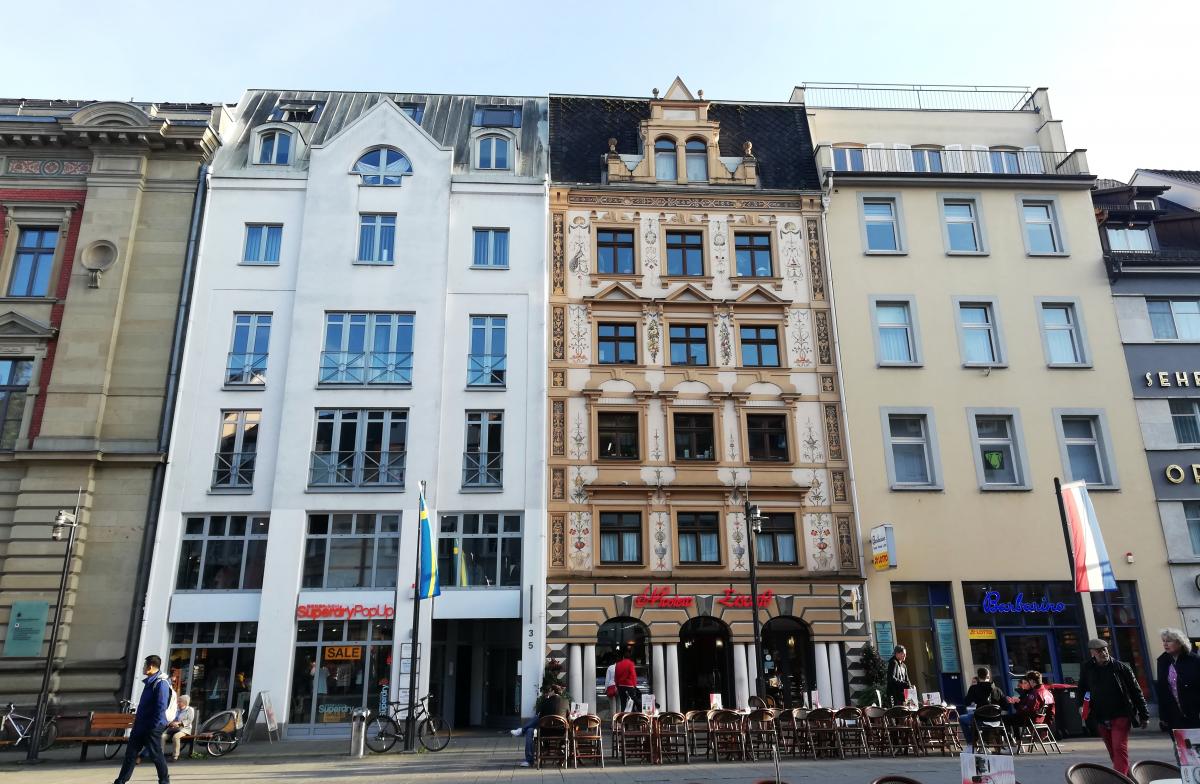 Констанц: німецьке місто з дивакуватими скульптурами на неосяжному Боденському озері 11 У центрі Констанца багато старих будівель / фото Марина Григоренко