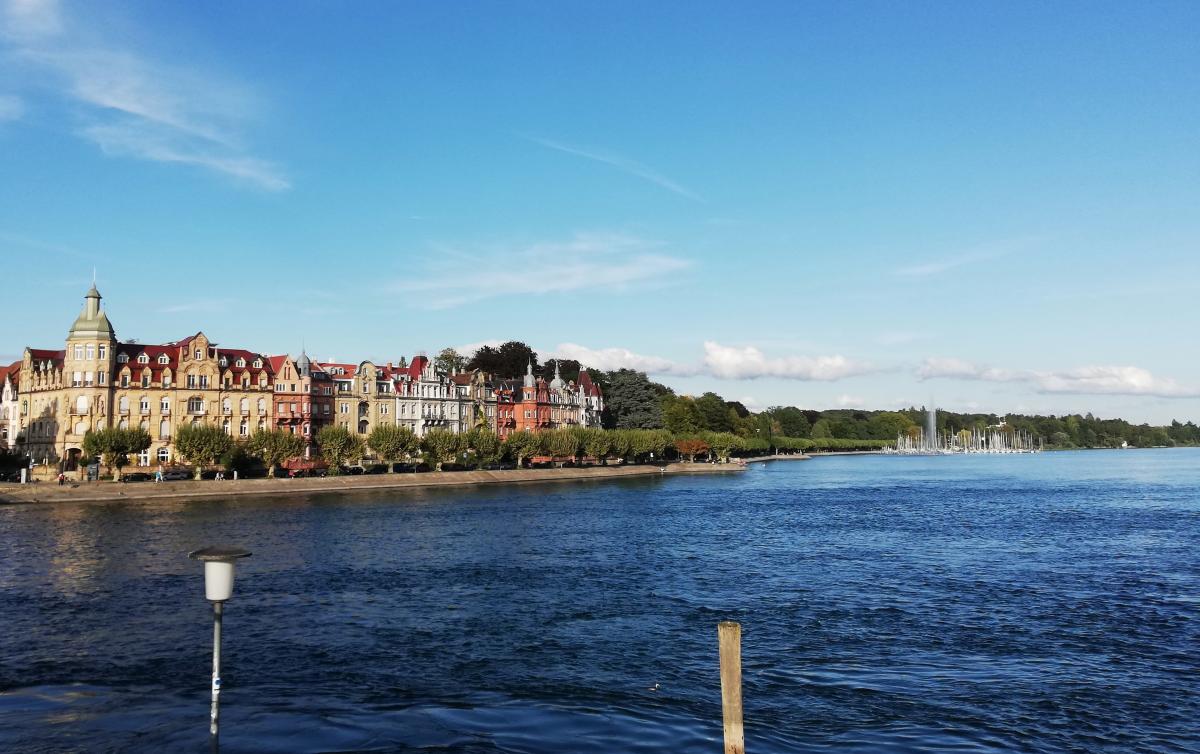 Констанц: німецьке місто з дивакуватими скульптурами на неосяжному Боденському озері 5 Навколо Боденського озера є кілька великих міст / фото Марина Григоренко