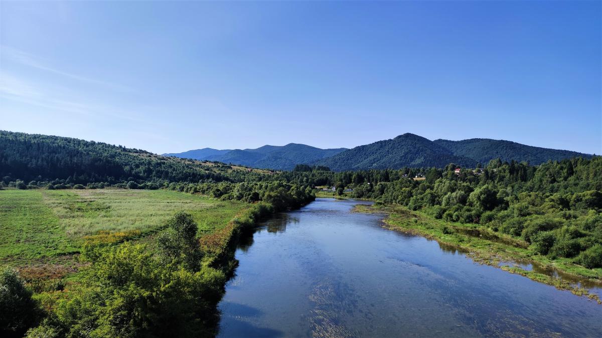 Літній релакс в Карпатах: небанальні місця для відпустки серед гір для усієї родини 5 Краєвиди у Східниці / фото Марина Григоренко