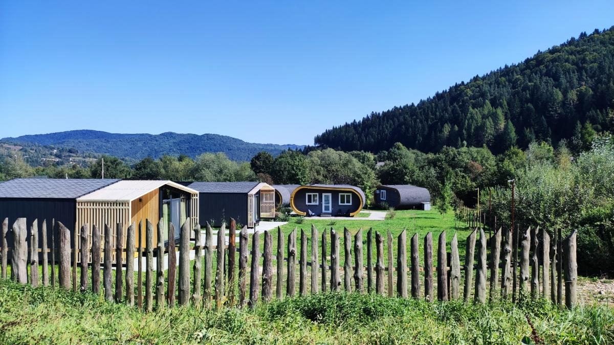 Майдан: колись процвітаюче село на Львівщині, нині ніби застигло у часі (фоторепортаж)