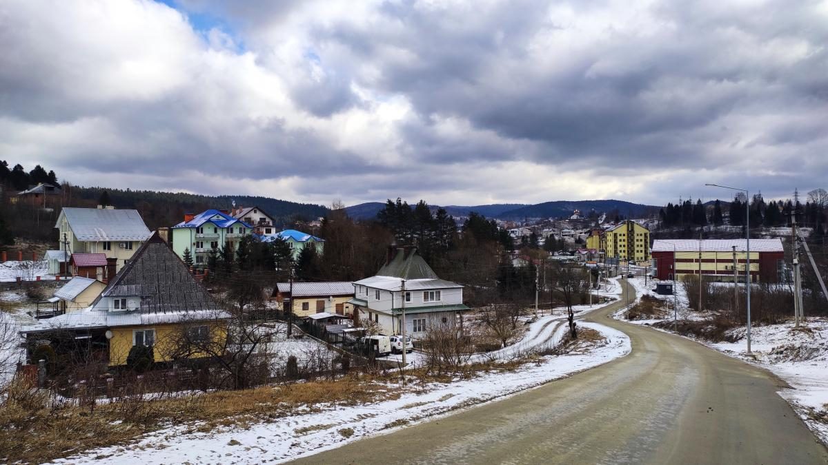 Спокій та краса: як цього року виглядає зимова Східниця (фоторепортаж, відео)
