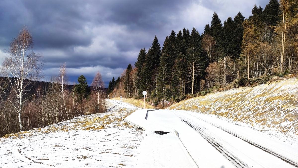 Спокій та краса: як цього року виглядає зимова Східниця (фоторепортаж, відео)