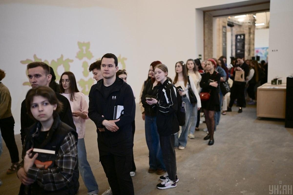 У Києві стартував "Книжковий Арсенал": як пройшов перший день фестивалю (фоторепортаж)