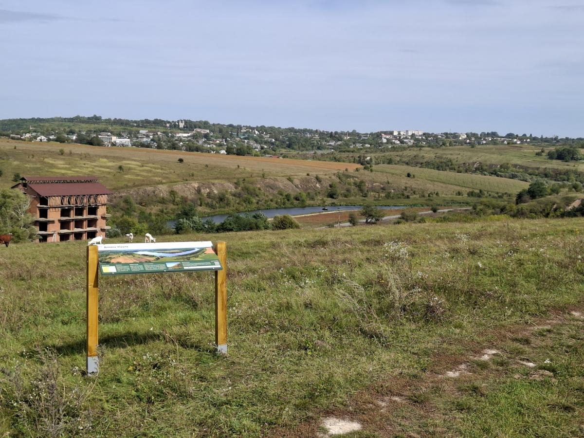 Біля курорту Сатанів облаштували 32-кілометровий туристичний маршрут: чим він цікавий 8 Біля курорту Сатанів облаштували 32-кілометровий туристичний маршрут: чим він цікавий