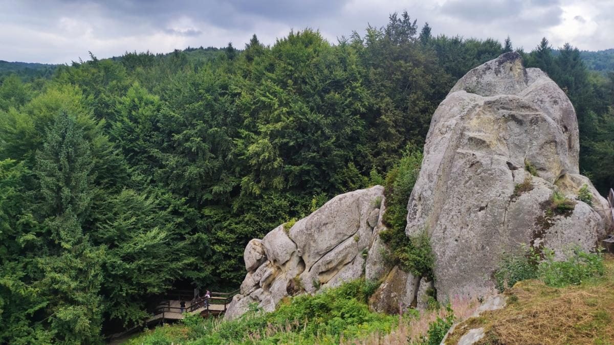 Ямельницькі скелі: блукаючи непрохідними стежками УПА