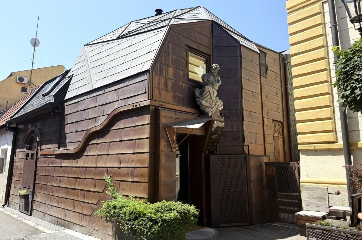 Комарно: затишне містечко на кордоні двох держав-сусідок України