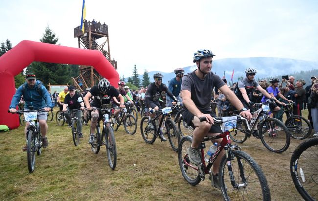 Маршрут Карпатами відкрили для велосипедів - що в ньому особливого, карта 1