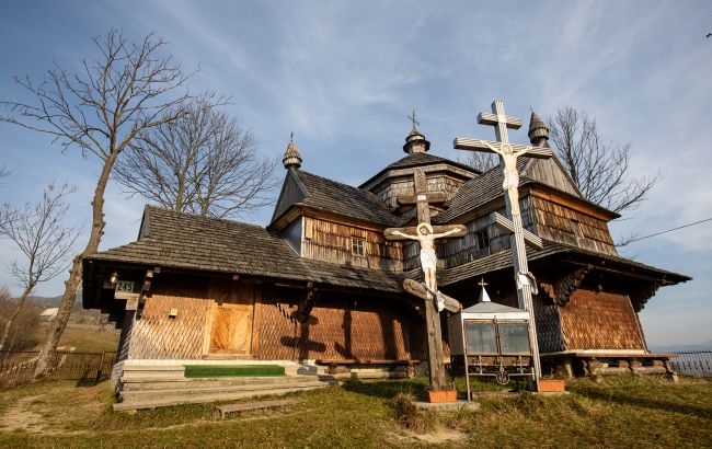 Найстаріші церкви Карпат - як побачити культурну спадщину України 1