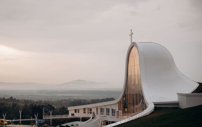 Паломницький центр Симеона Лукача Старуня - що там подивитися 1