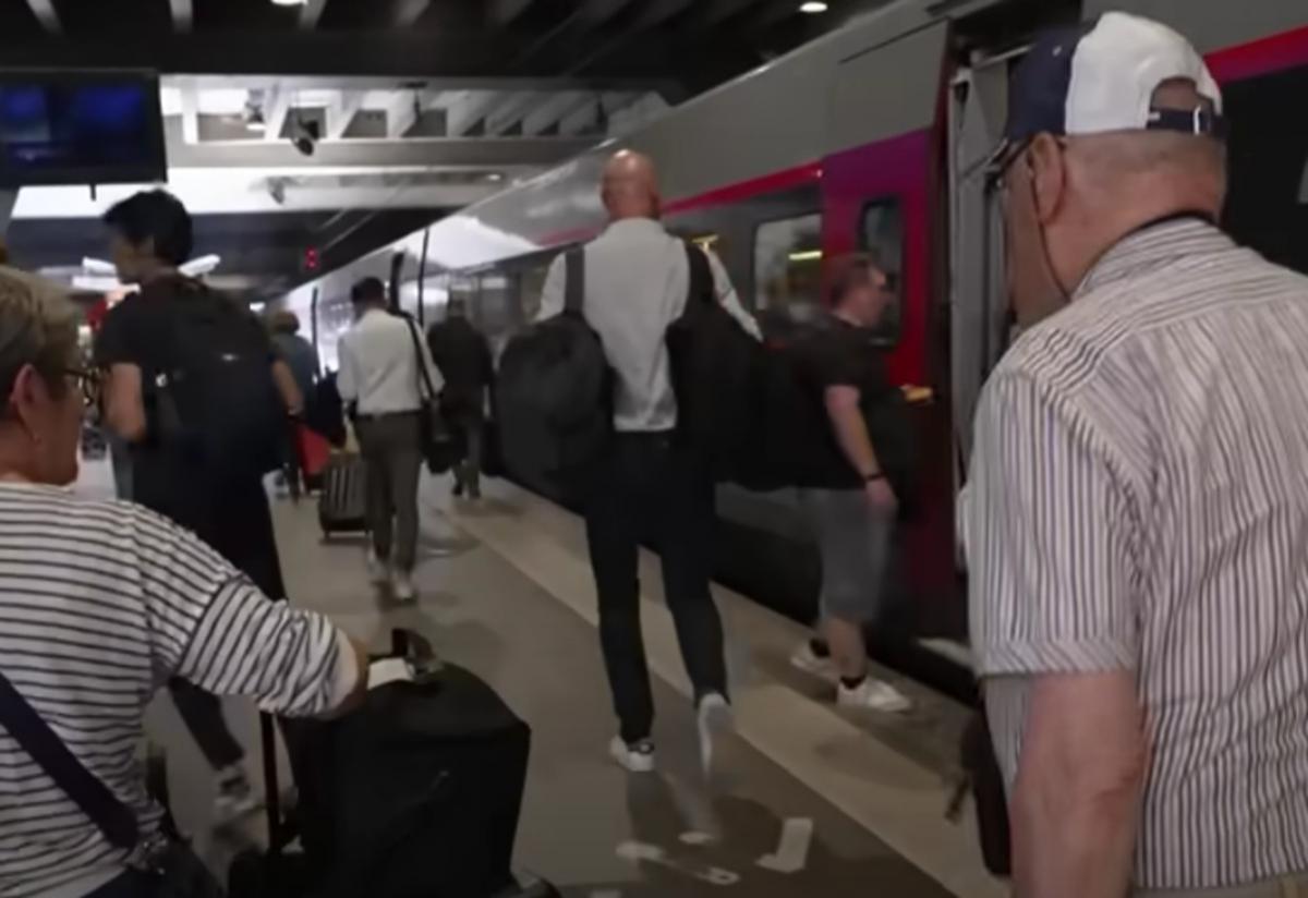 Активісти вимагають не допустити цього та вже звернулися до президента Франції / Фото: скріншот з відео