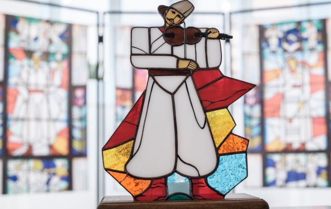 Вітражне мистецтво в Україні - де шукати справжні перлини 1