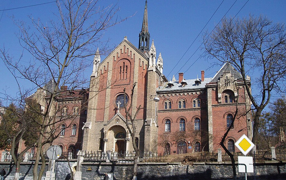 Вітражне мистецтво в Україні - де шукати справжні перлини 4