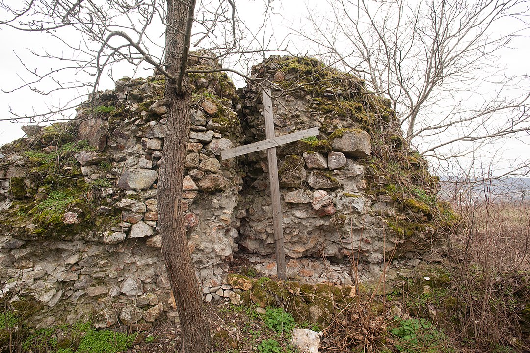 Замки Закарпаття де не бувають туристи - 5 старовинних фортець 2