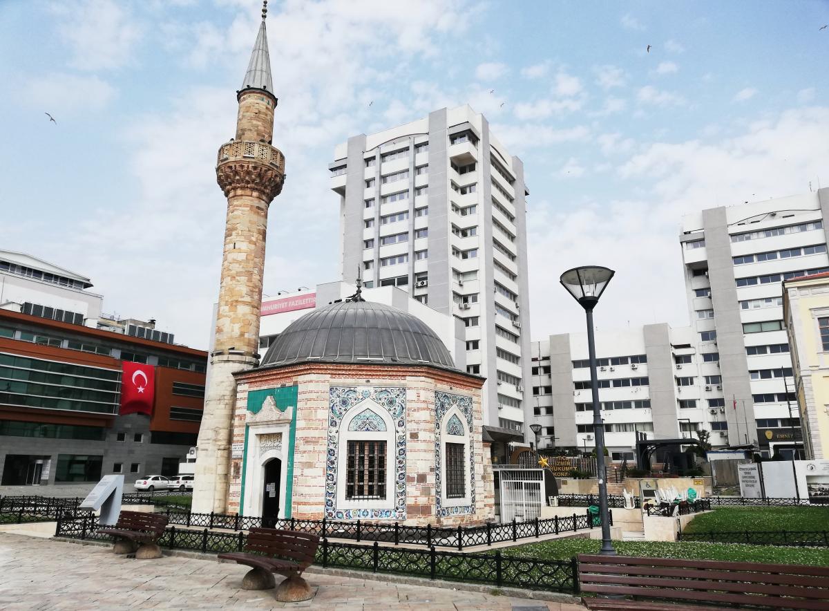 Мечеть Яли в центрі Ізміра / фото Марина Григоренко