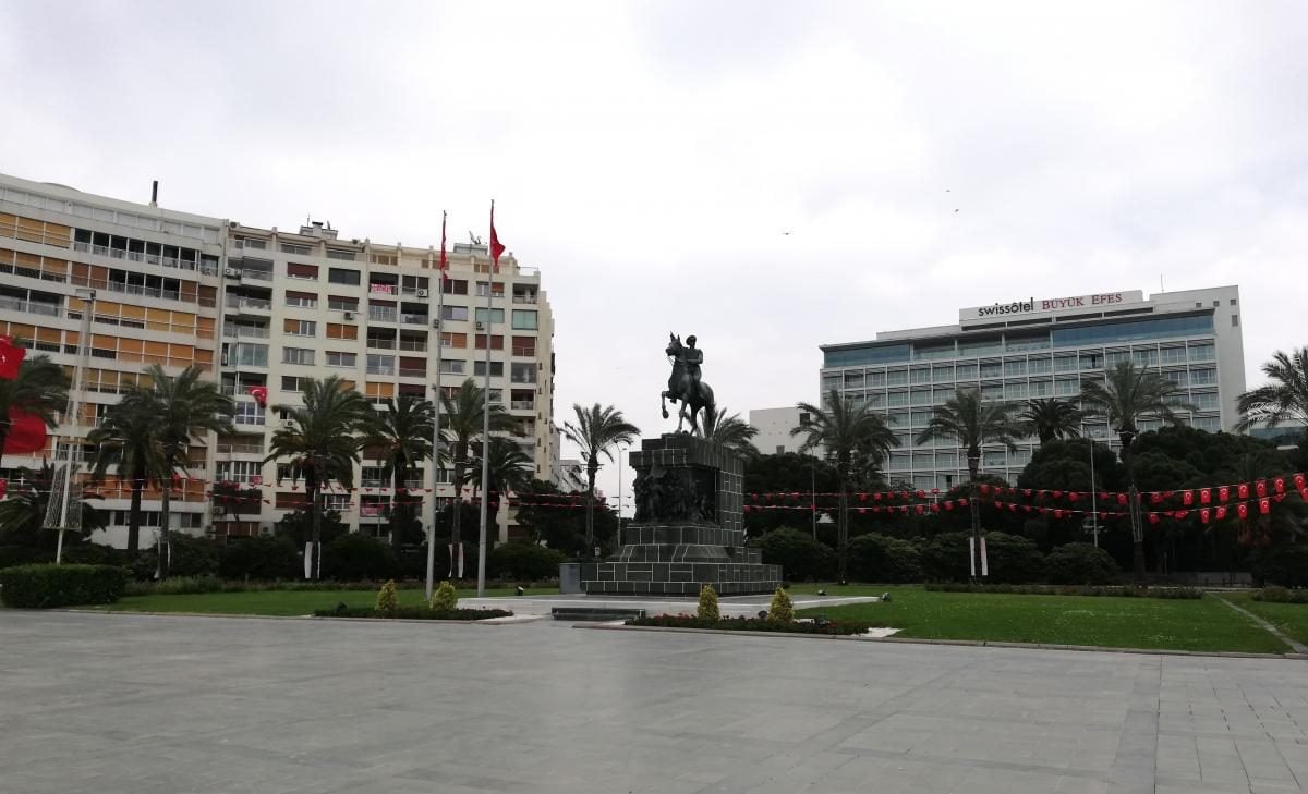 Ізмір: втеча від сірості в колоритне турецьке місто з грецьким корінням