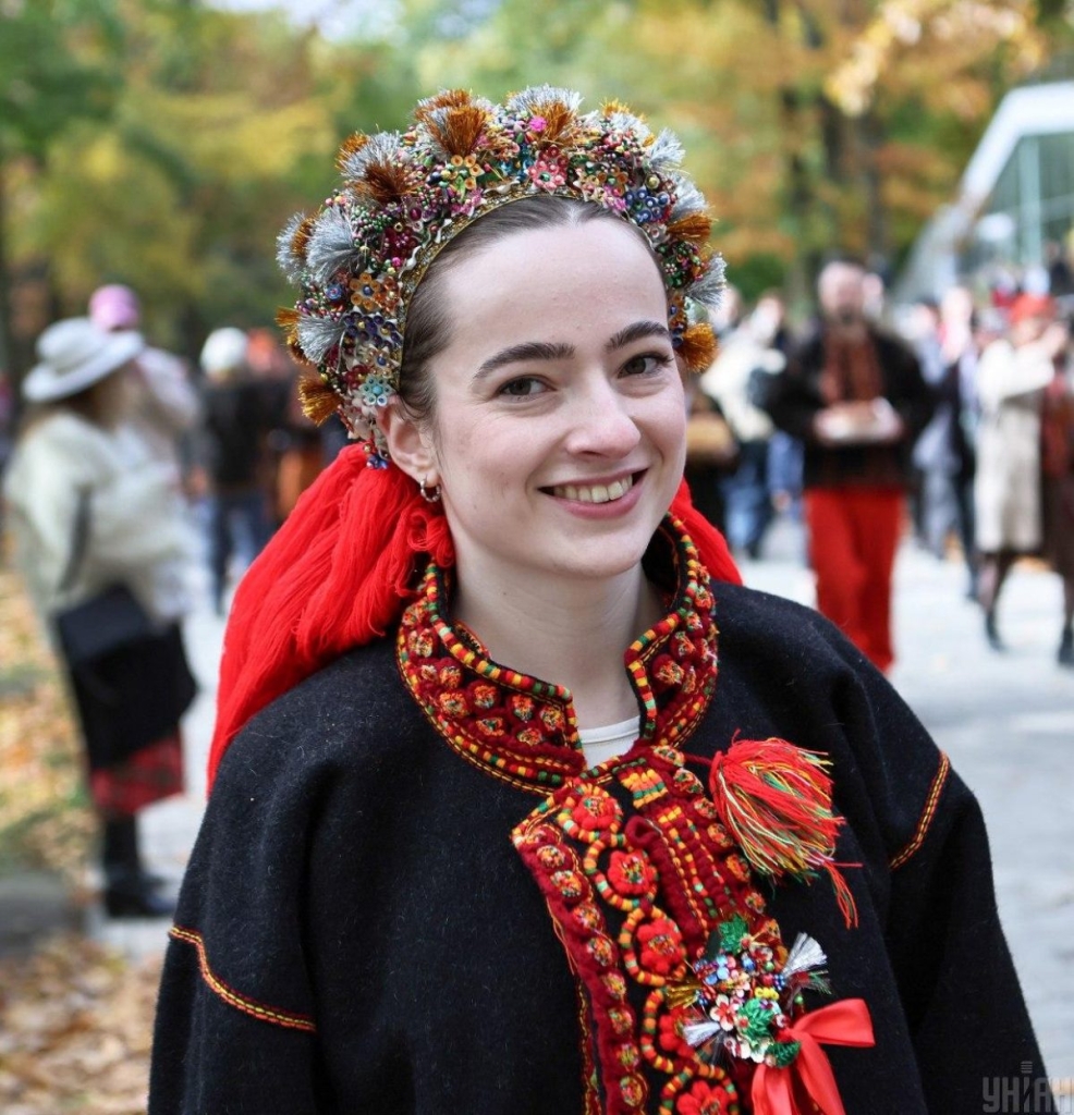 Як святкують традиційне гуцульське весілля: яскравий фоторепортаж зі Львова 8 Як святкують традиційне гуцульське весілля: яскравий фоторепортаж зі Львова