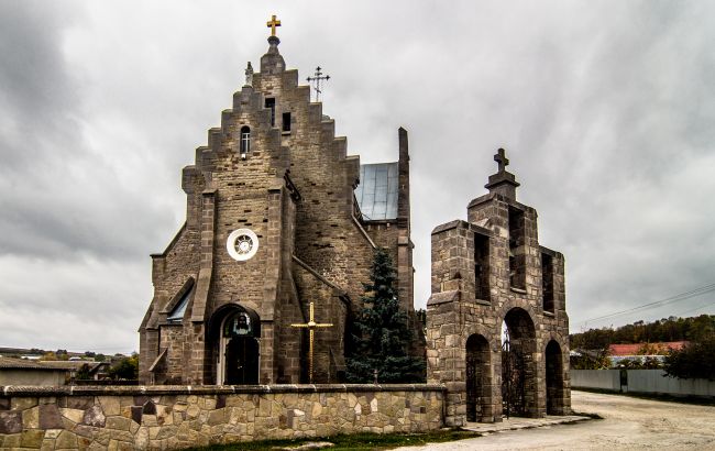 Село Буцнів біля Тернополя якому понад 500 років - чому варто відвідати 1