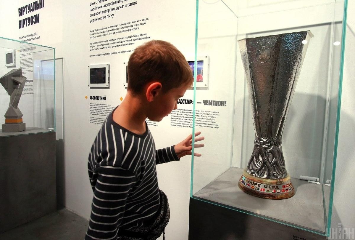 Ukraine WOW у Києві: як довго працюватиме виставка про українську спадщину (фоторепортаж)