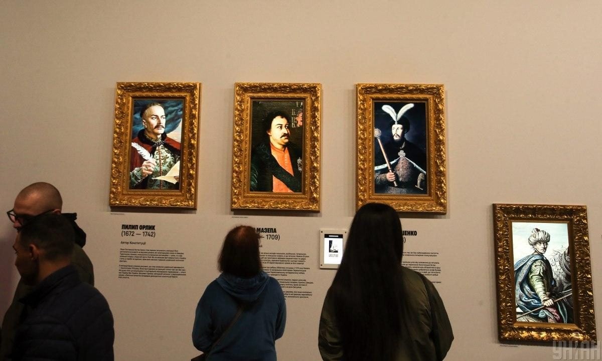 Ukraine WOW у Києві: як довго працюватиме виставка про українську спадщину (фоторепортаж)