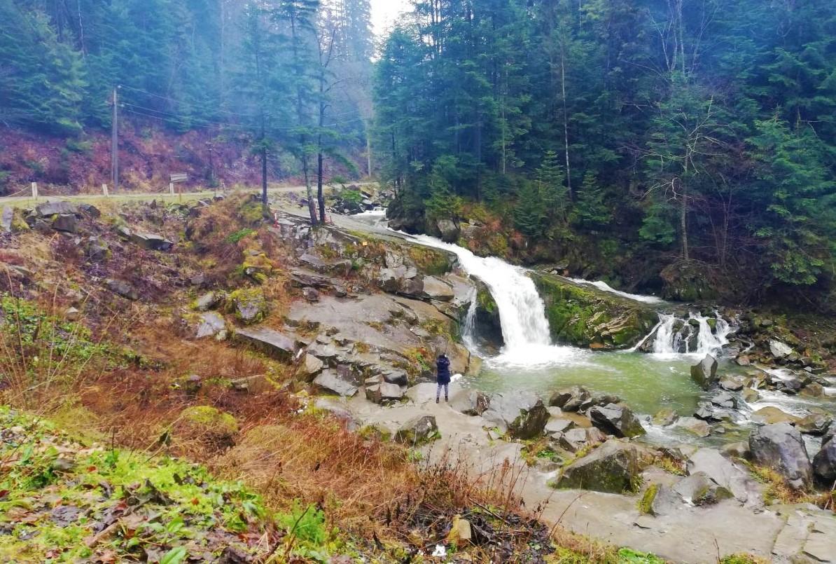 В Карпати восени: плюси і мінуси відпочинку в горах в міжсезоння 6 Восени біля Сколе також дуже приємно гуляти / фото Марина Григоренко