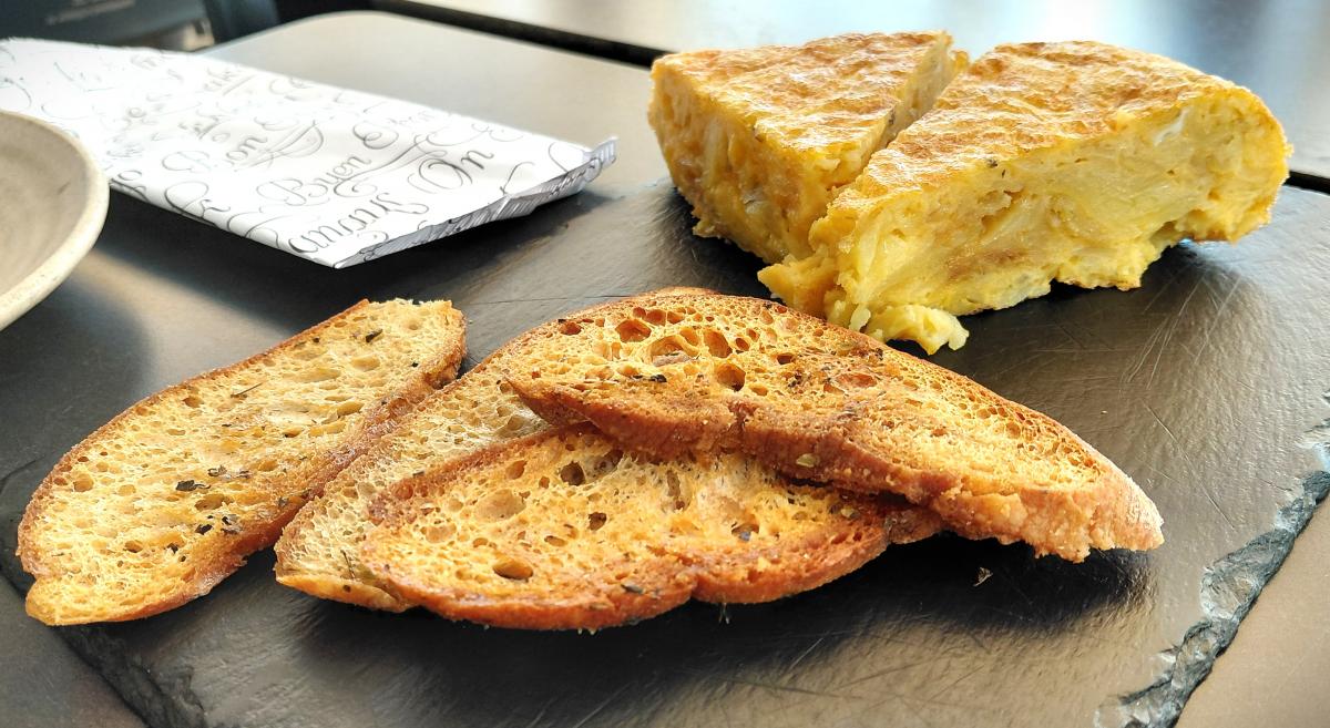 Традиційний іспанський омлет / фото Марина Григоренко