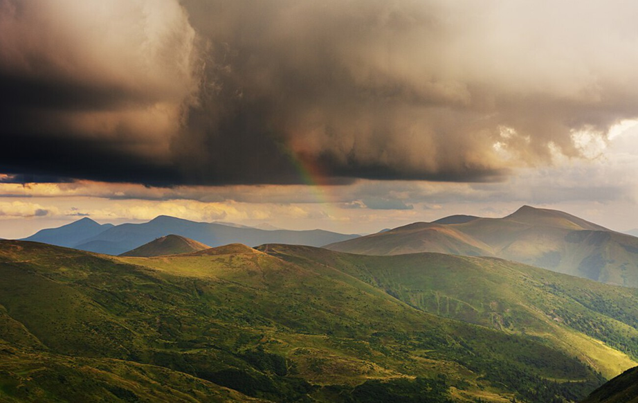 Де в Україні побачити Чумацький Шлях - найкращі локації астротуризму 2