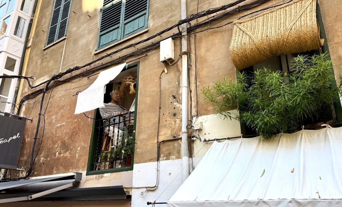 Знамениті балкони у Пальмі / фото Наталія Петерварі