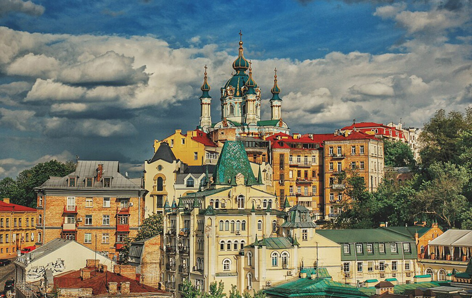 Таємні та містичні історії Києва - де найчастіше бачать привидів 3