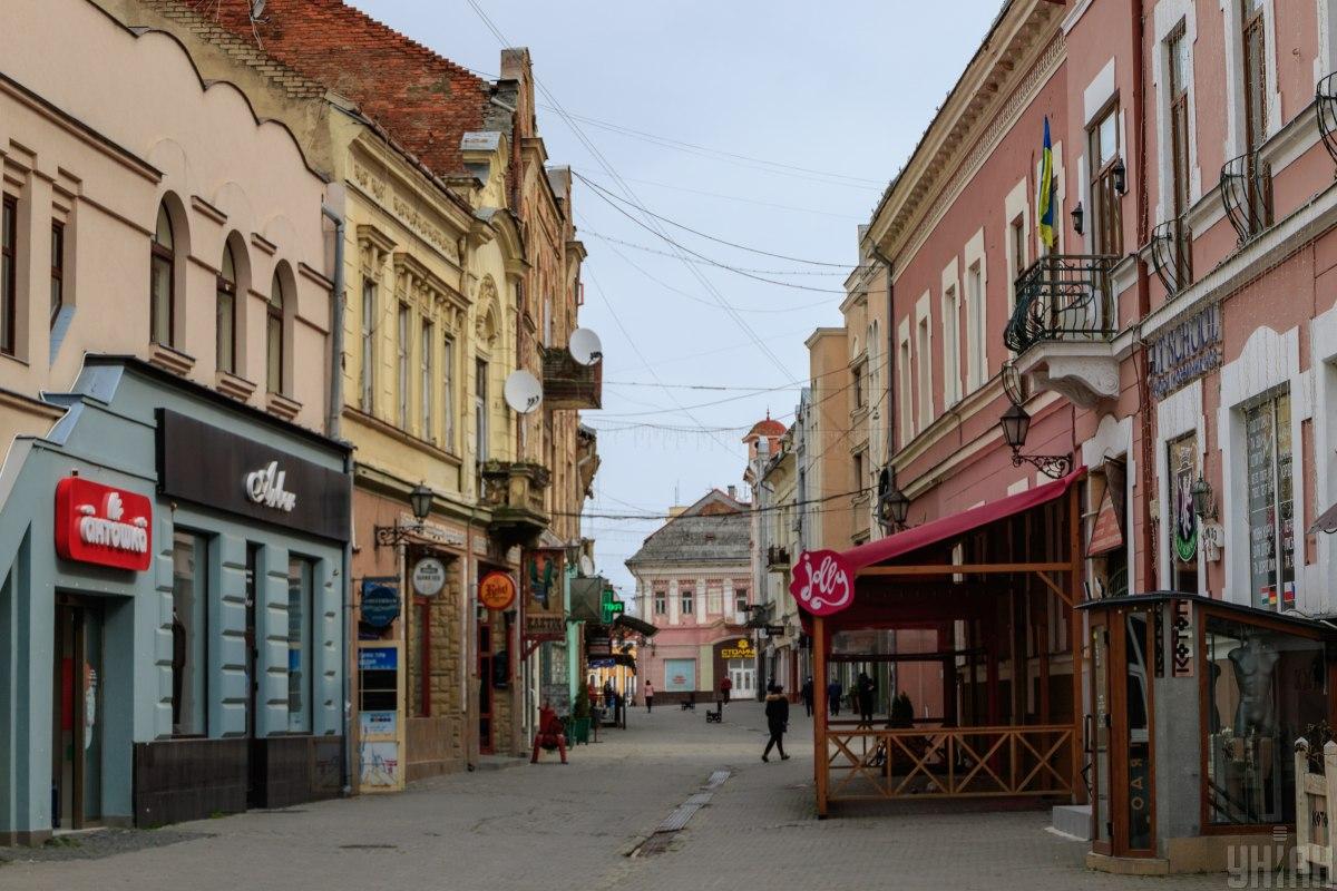 Реаліх такі, що аренда житла в Ужгороді дорожча ніж в Туреччині / фото D.UA, Янош Немеш
