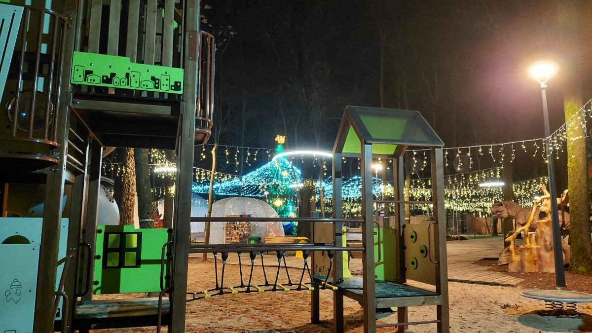 "Зимова країна 2025": чим вражатиме найбільша різдвяна локація Києва (фоторепортаж)