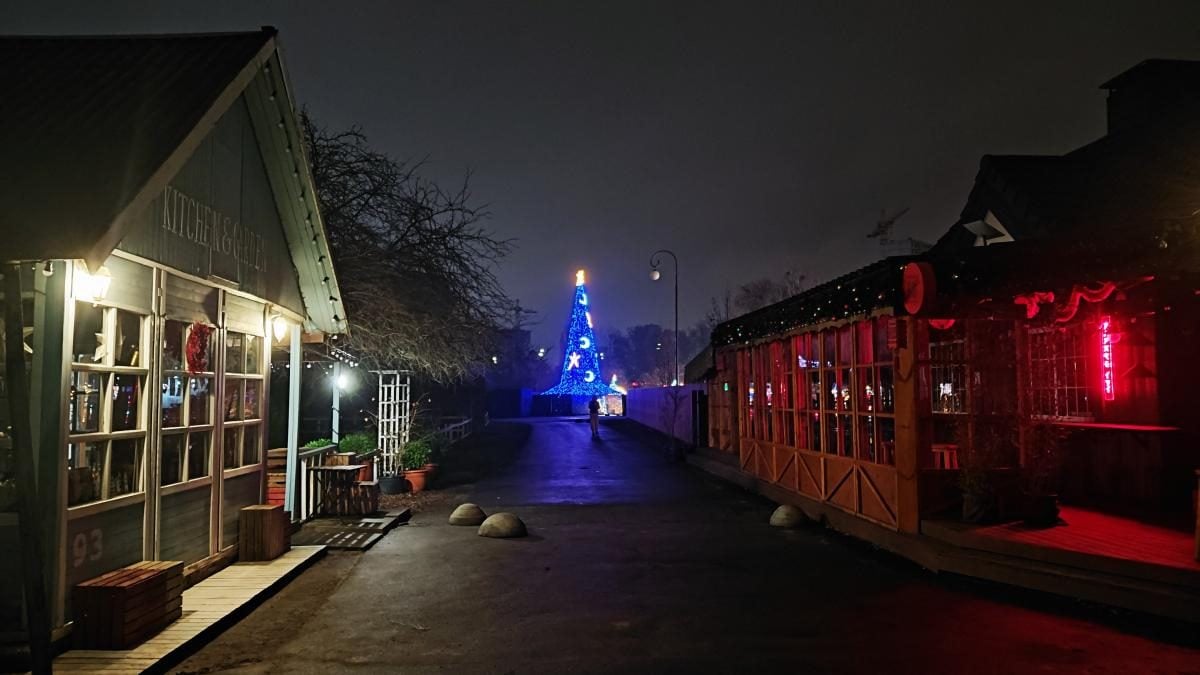 "Зимова країна 2025": чим вражатиме найбільша різдвяна локація Києва (фоторепортаж)