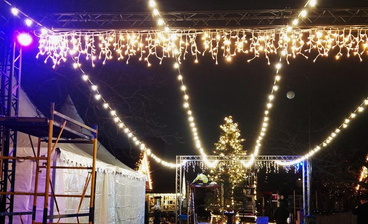 "Зимова країна 2025": чим вражатиме найбільша різдвяна локація Києва (фоторепортаж)