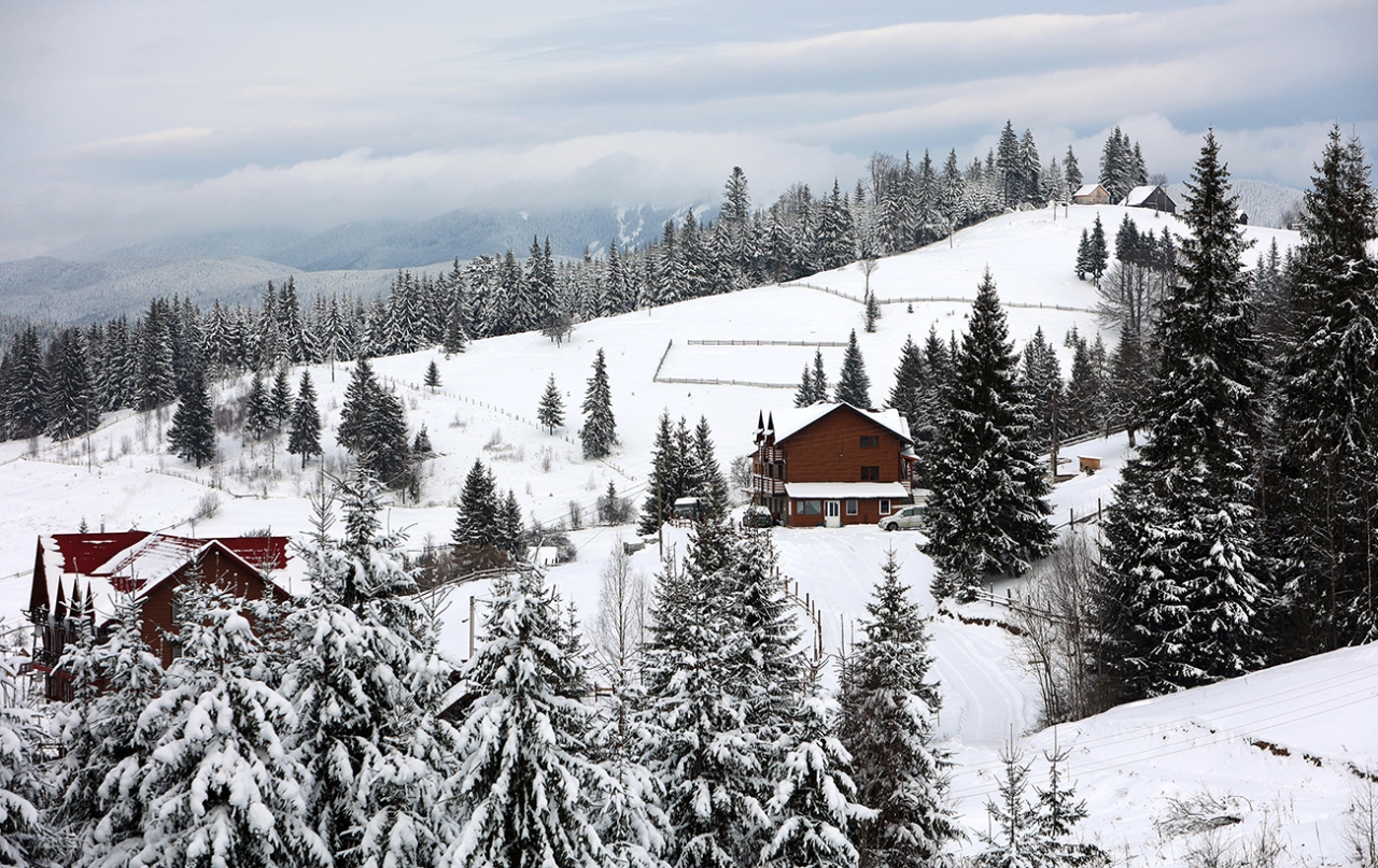 Де кататися на лижах в Україні недорого - найкращі курорти 3