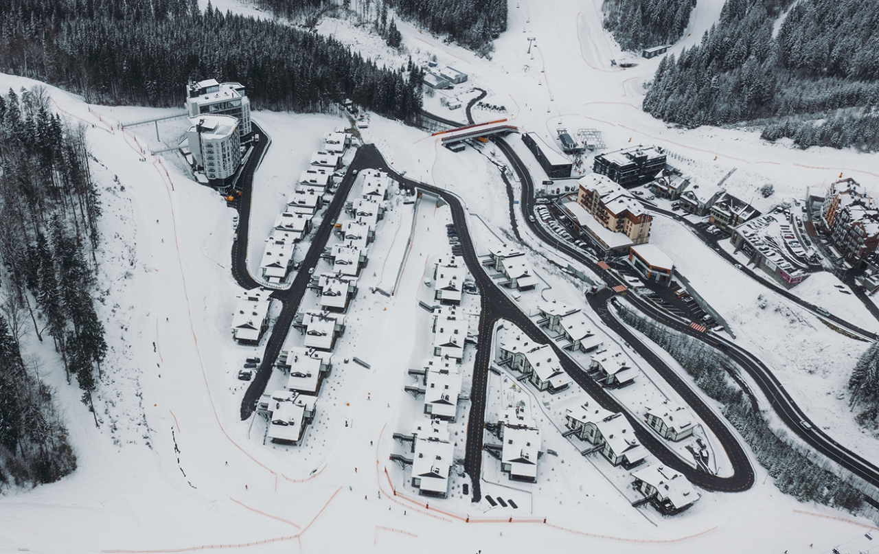 Де кататися на лижах в Україні недорого - найкращі курорти 4