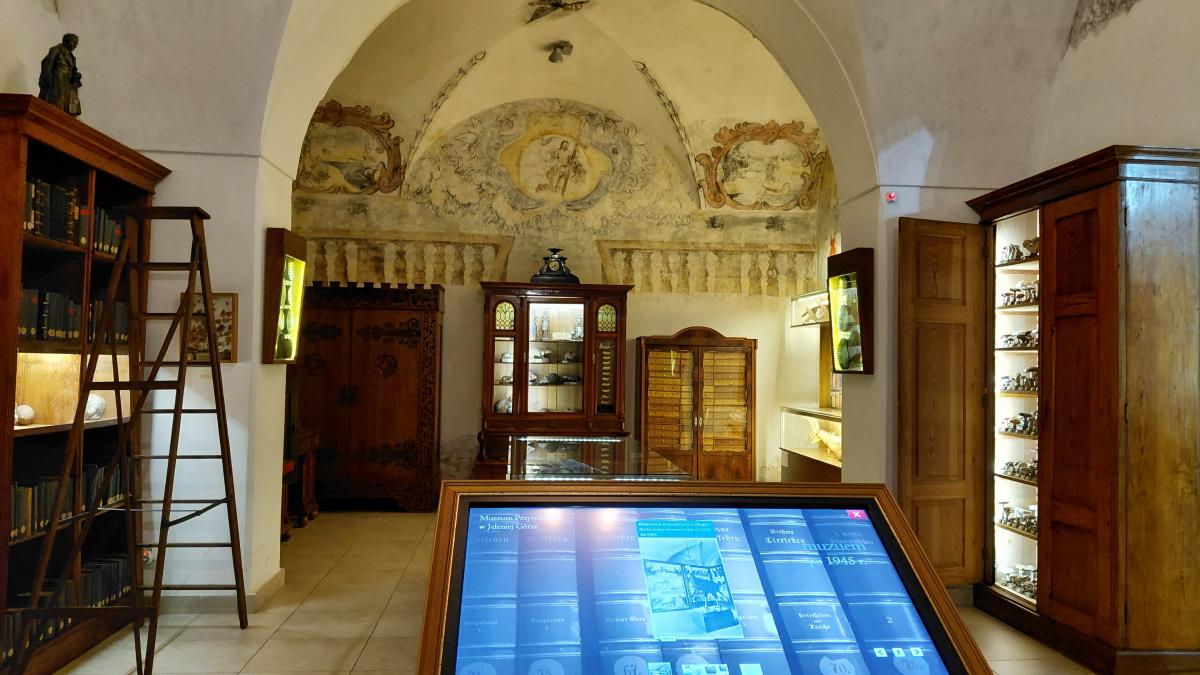 Гірська Польща: містичні Карконоші, ласкаві терми та унікальні церкви