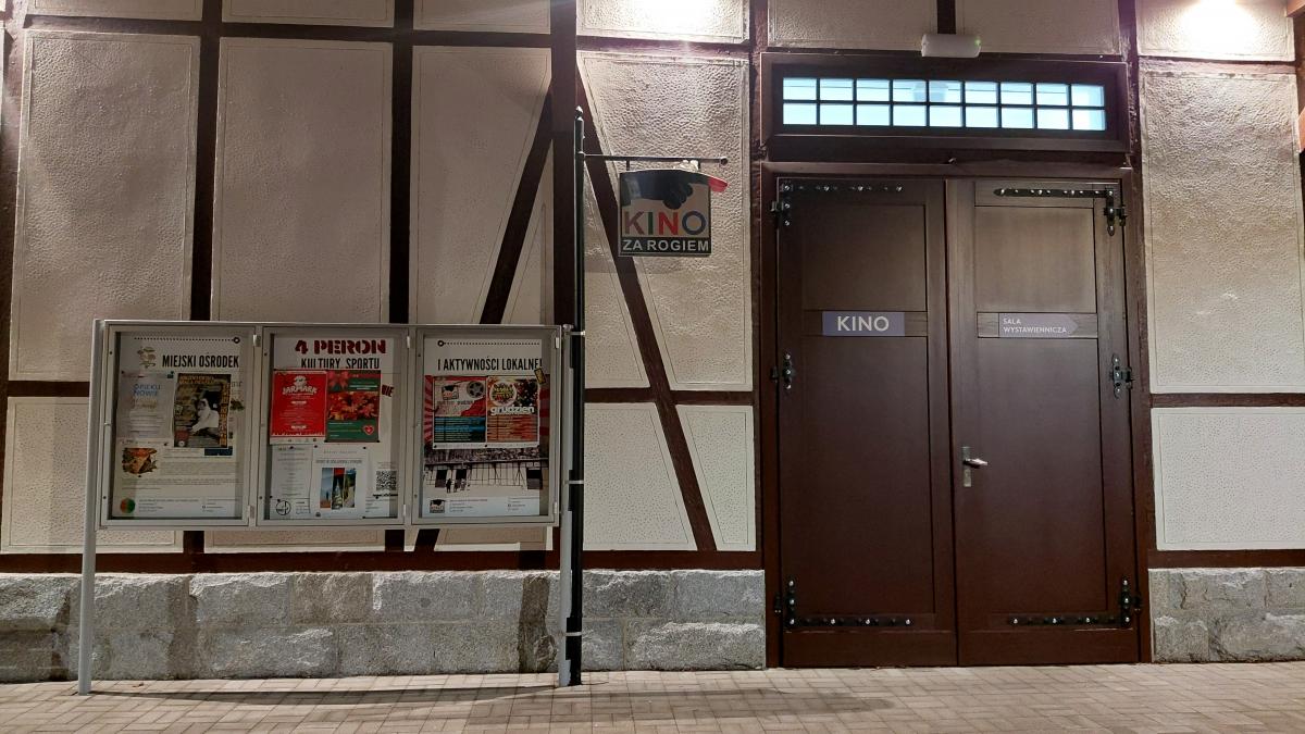 Гірська Польща: містичні Карконоші, ласкаві терми та унікальні церкви