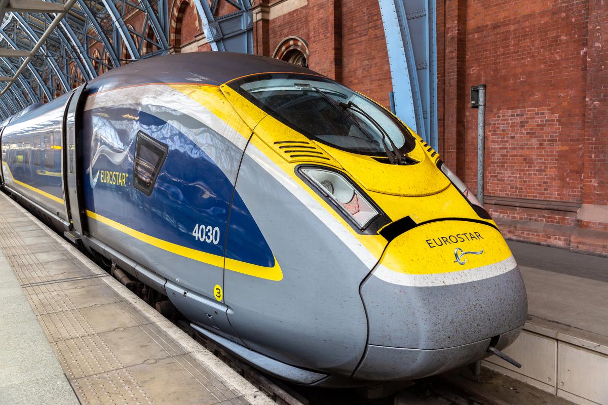 Компанія Eurostar скасувала всі рейси між Великою Британією і Європою: яка причина