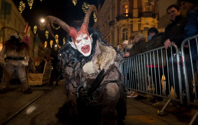 Новий рік у країнах світу - які дивні ритуали та традиції існують 1