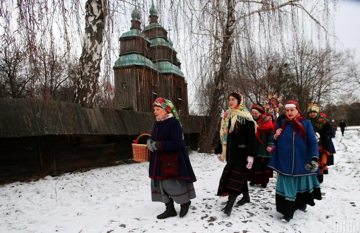 Різдво в Пирогові: у Києві відтворили автентичні українські обряди (фото)
