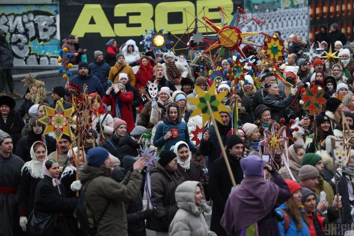 У Києві пройшла Різдвяна хода, присвячена захисникам України (фото)