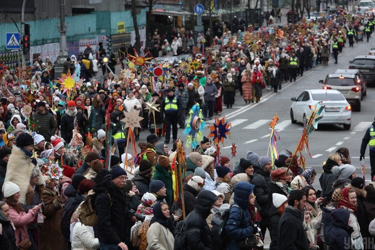 У Києві пройшла Різдвяна хода, присвячена захисникам України (фото)