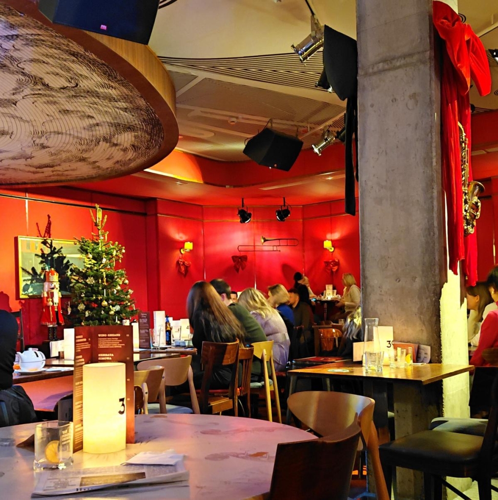 Атмосфера в джазовому клубі Vertigo у Вроцлаві / фото Марина Григоренко