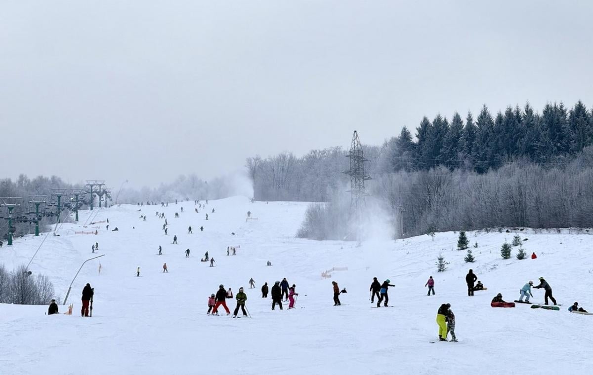 Не Буковелем єдиним: чим туристів приваблює гірськолижний курорт Красія